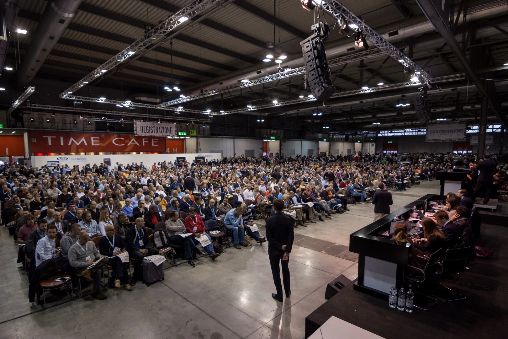 RM-Sotheby's Augustin Sabatié-Garat said of the new venue, "we have ... achieved results that nobody could have anticipated. The auction venue alongside the Milano AutoClassica was busier than we have ever seen in a sale room." The sale proceeded on all the normal fronts (room, phone and internet), but the volume was unprecedented. There were more than 1,000 internet bidders, and some lots involved over 20 active telephone bidders.