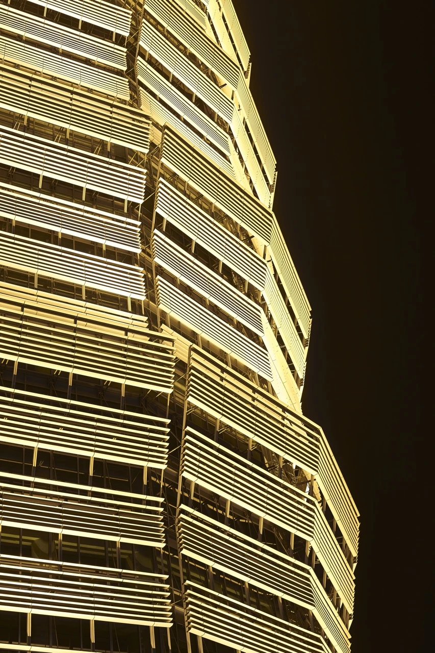 The development is notable for its series of upward-slanting aluminum screens (Photo: SOM)