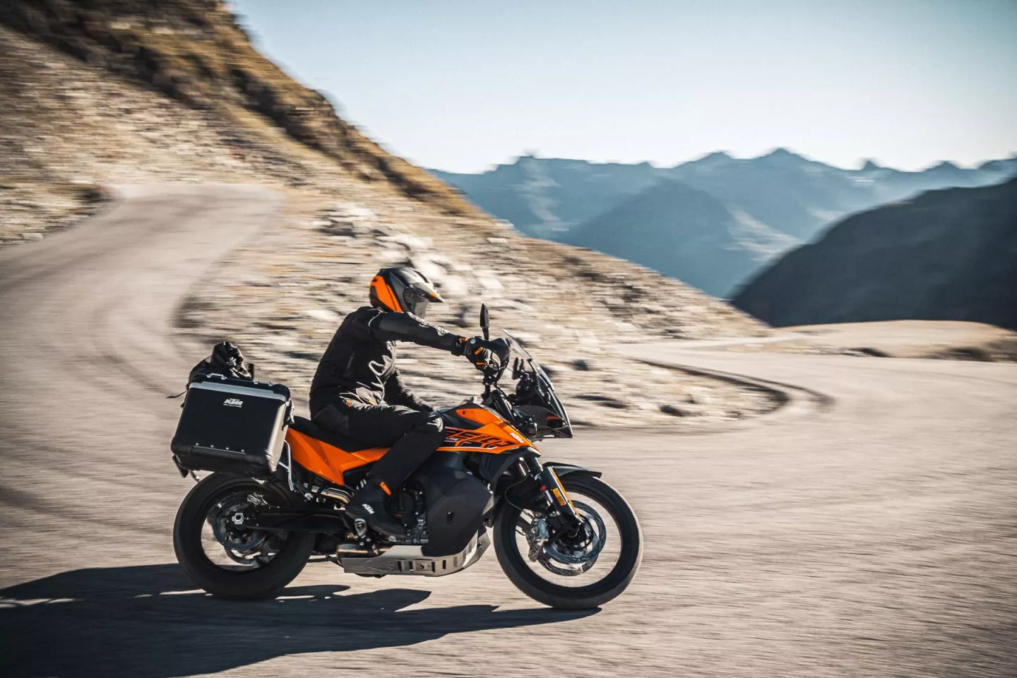 Designed for a mix of on- and off-road touring. R and R Rally versions are available and tilt the balance further toward serious dirt squirting with longer travel suspension