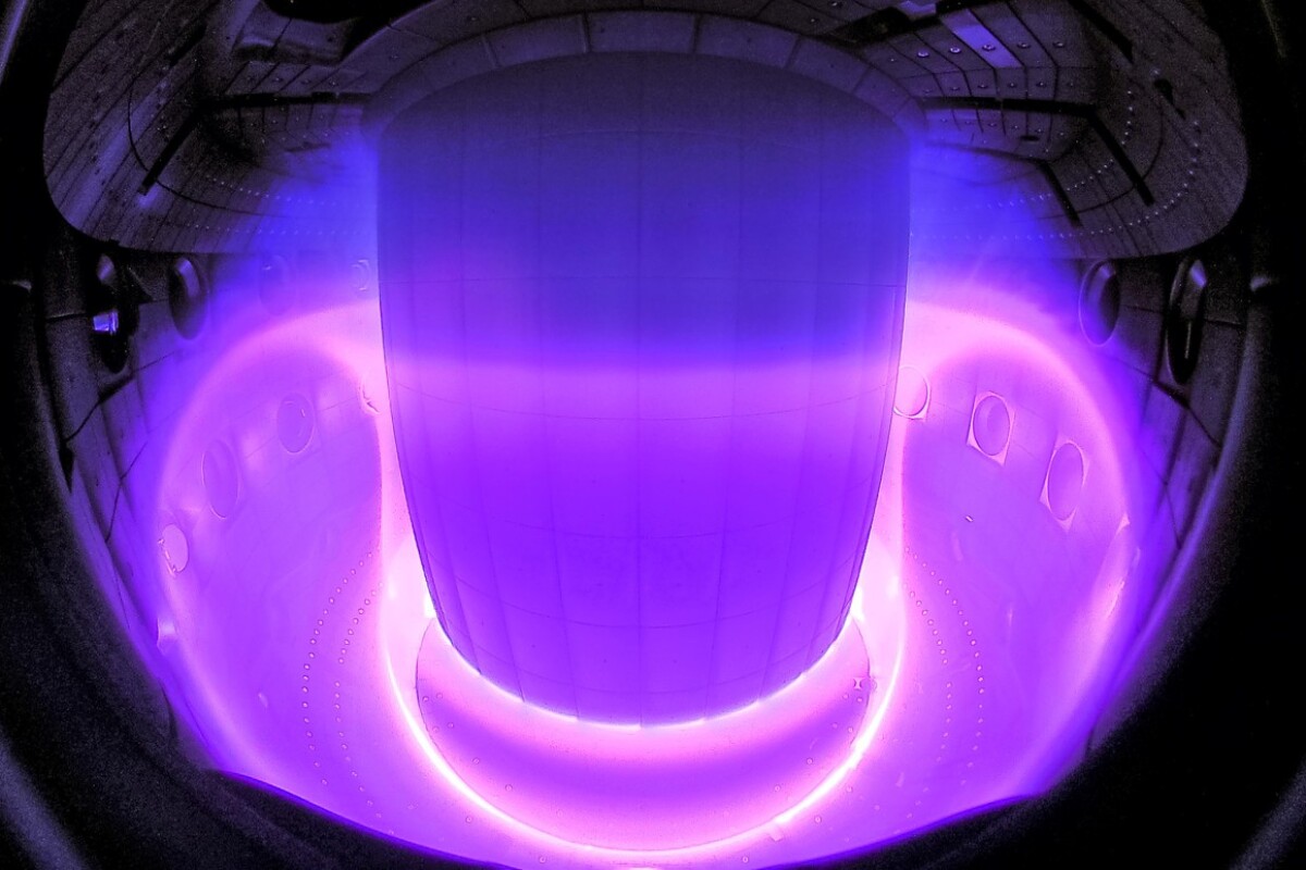 Plasma inside the tokamak at the SPC