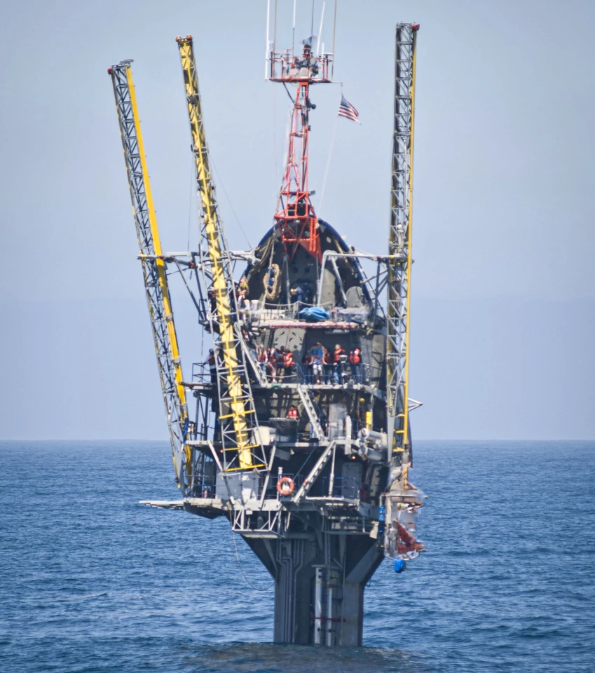 FLIP carried five crew and 11 scientists