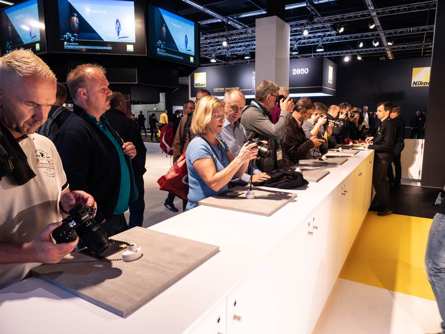 The Nikon Z7 tryout was a very popular display