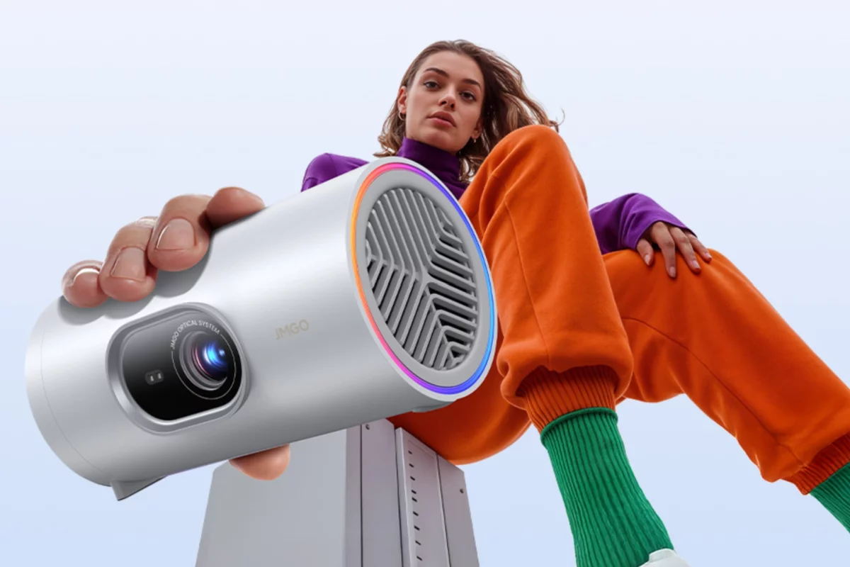 The JMGO PicoPlay 3-in-1 projector: A coffee-cup-sized bundle of fun