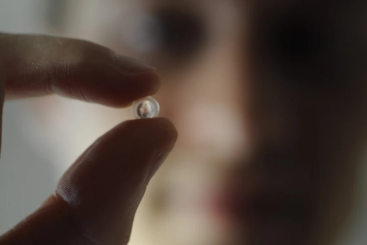 The Micro Phone Lens