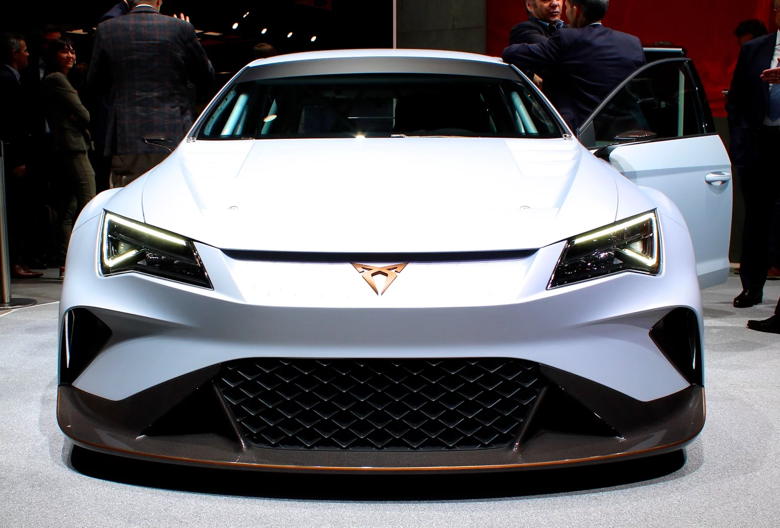 Seat has spun off its Cupra brand with a bang, the 671-hp e-Racer all-electric touring race car
