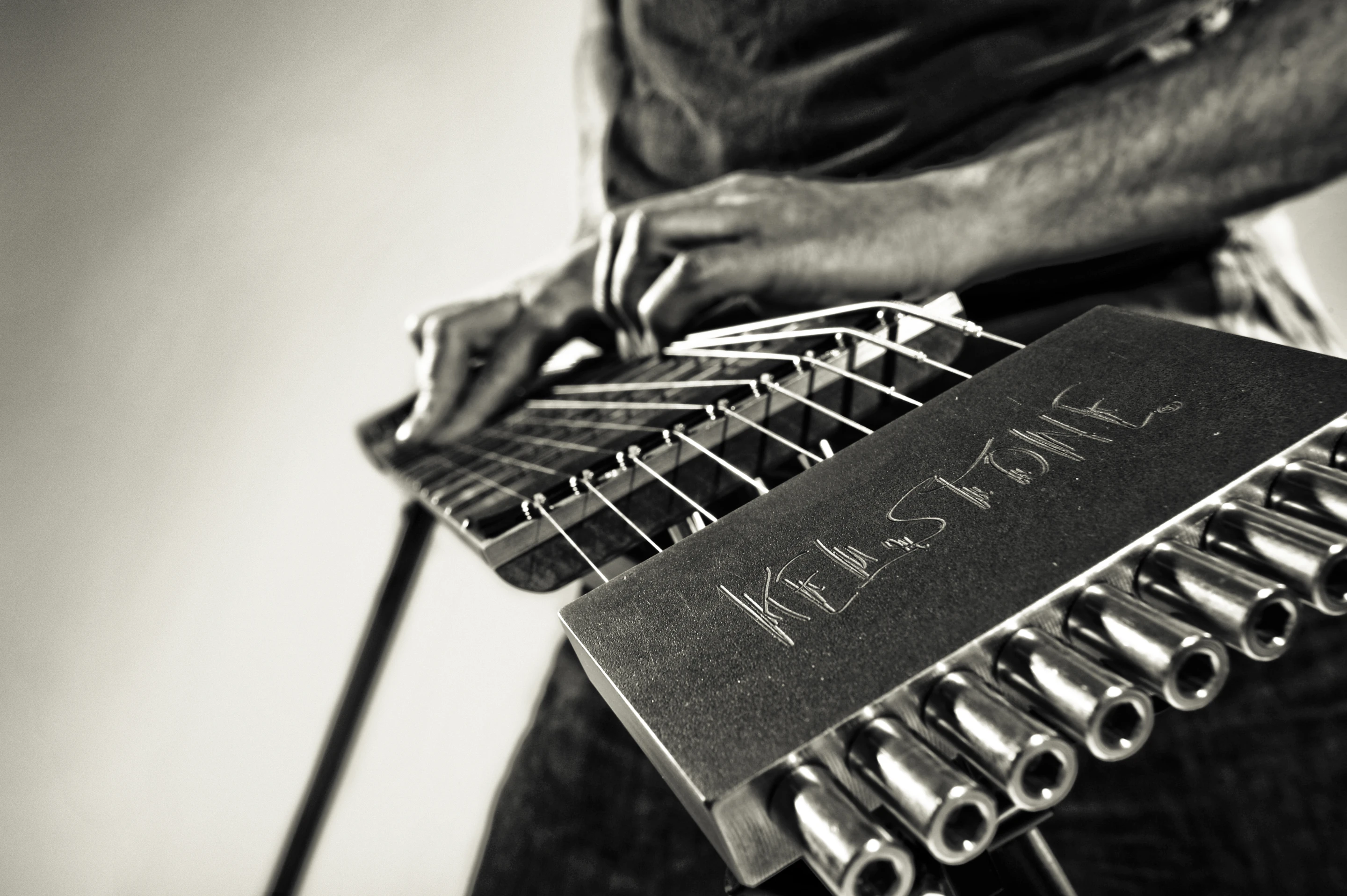 Not having to curl your fist around the neck also offers players the kind of note span used to great effect by the likes of Jeff Healey