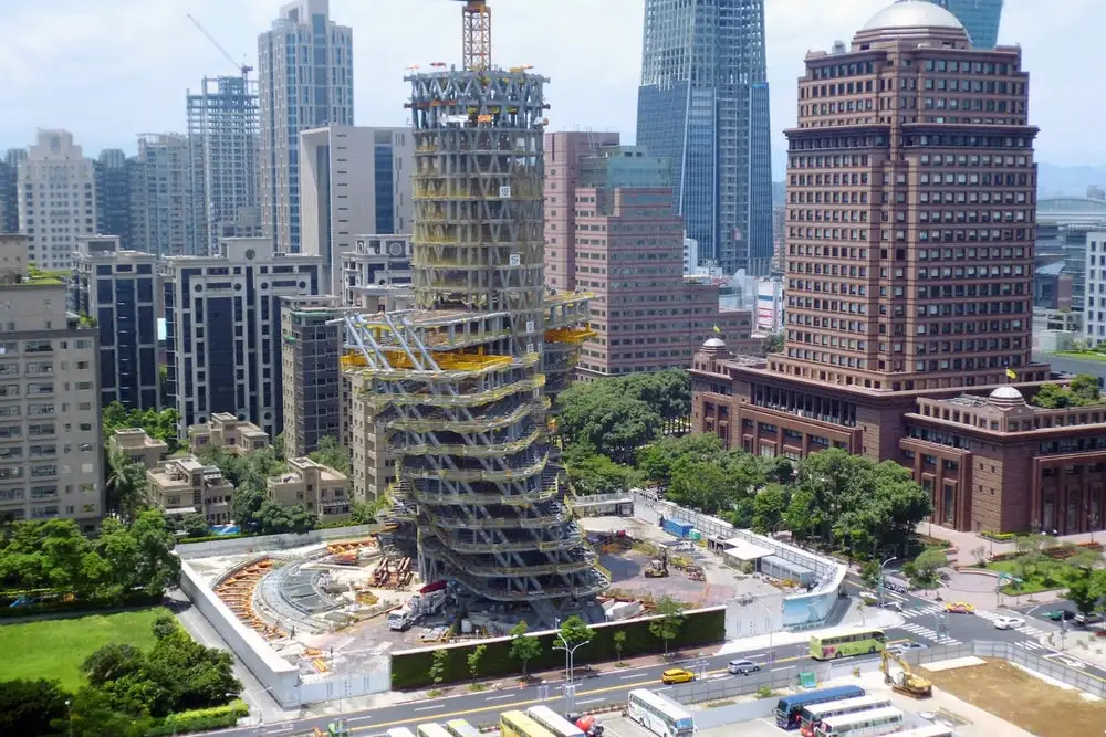 The Agora Garden Tower twists 4.5 degrees each floor, to a total of 90 degrees