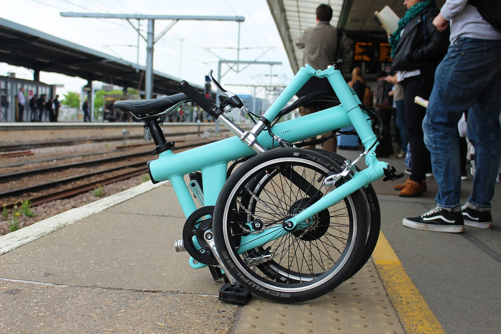 The Flit-16 folds down to 728 mm long and 632 mm high in 10 seconds
