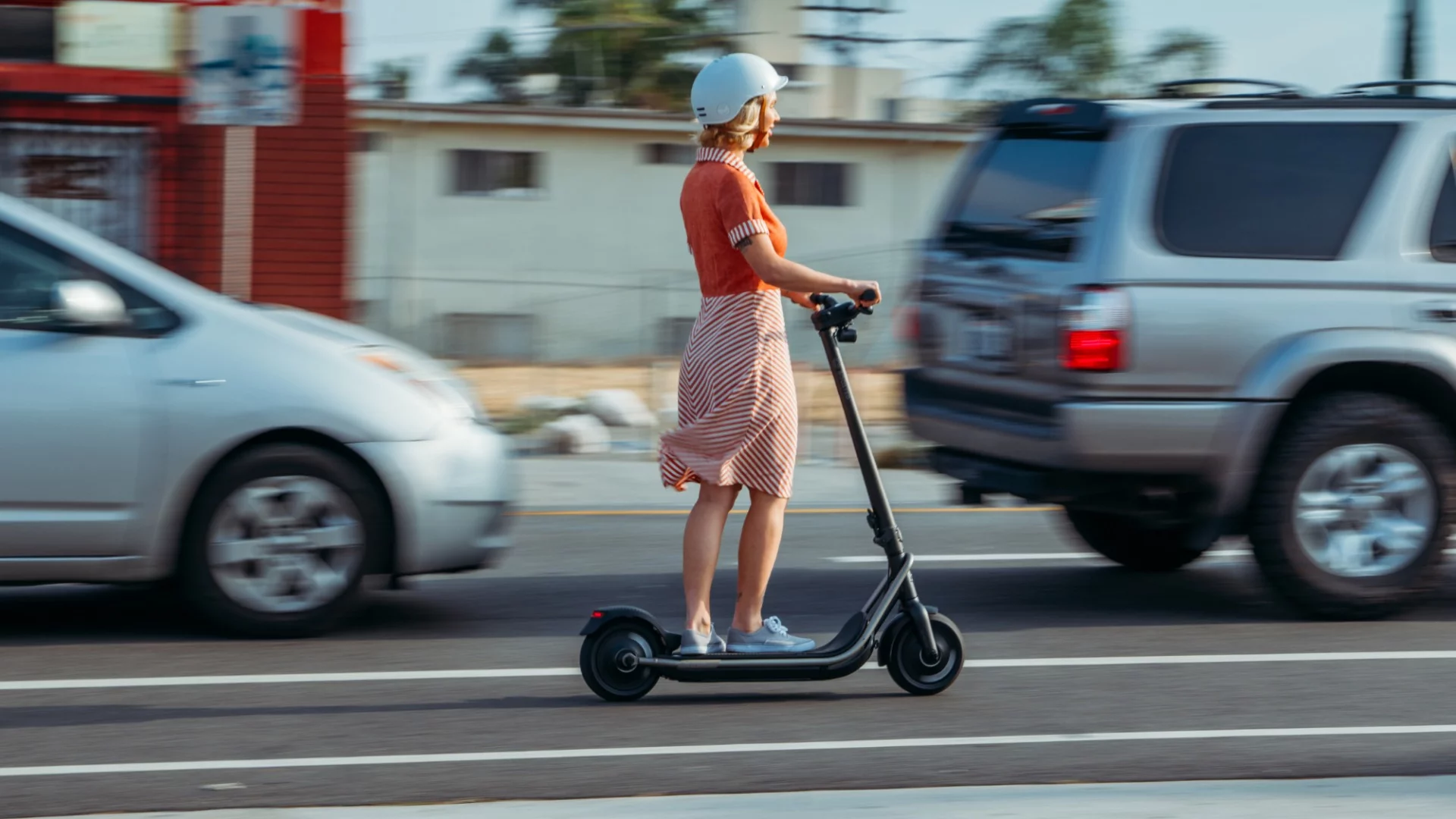 There's nothing hugely revolutionary to be found in the design of the Boosted Rev, but that may just be the point