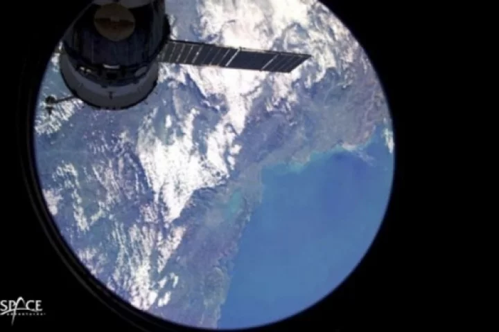 2005 Space Adventure Ltd client Greg Olsen's captured this view from space view from space