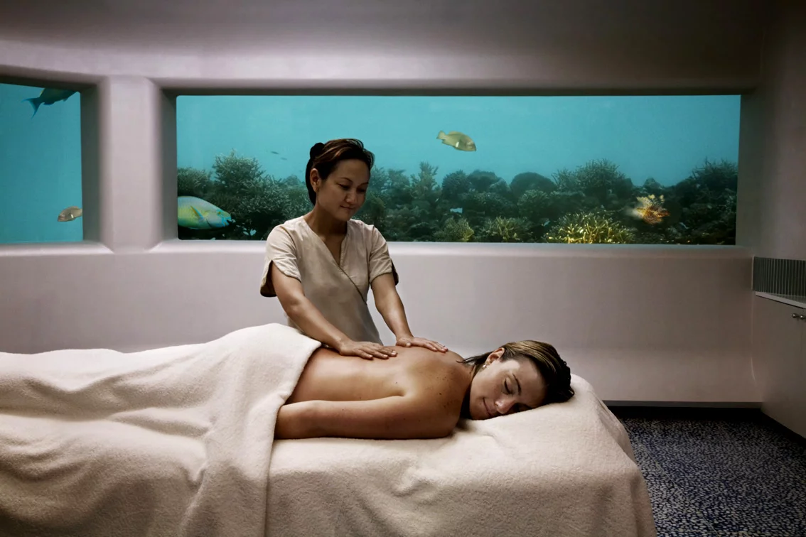 The relaxation room is inspired by the anemone flower