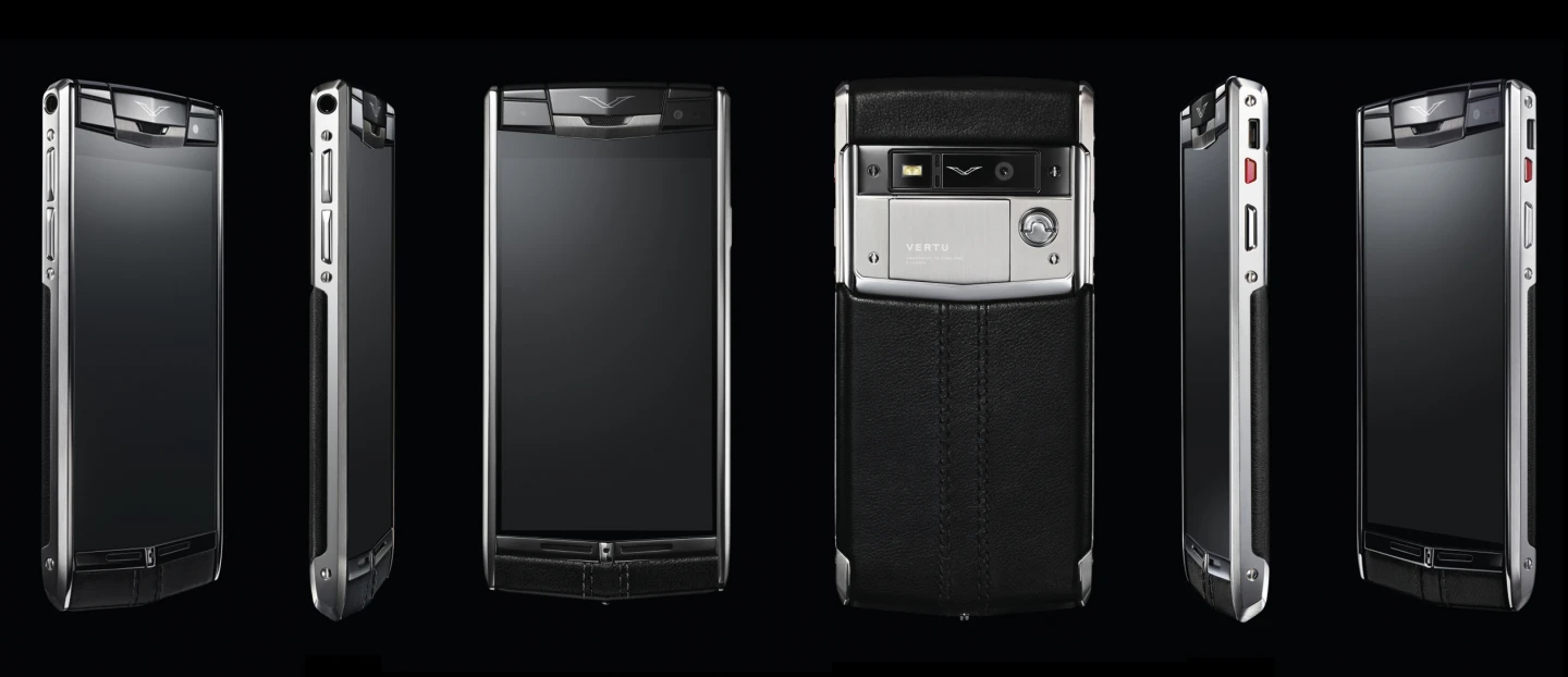 The device weighs in at 192 g and measures 10.6 mm thick