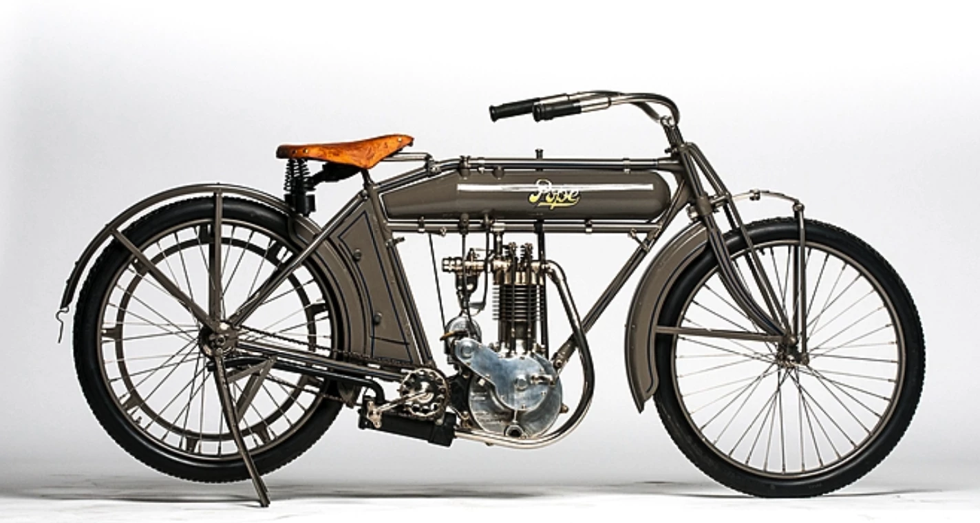 Pope produced the first OHV production engine in America in 1912, and would remain as the only OHV engine for many years. This 1914 Pope Model K single is hence of revolutionary design, fully restored, in beautiful condition, and is a very rare combination of an OHV engine with belt drive. E.J. Cole purchased this 1914 Pope Model K at the Steve McQueen Estate Auction at Las Vegas’ Imperial Palace in November 1986, so once again, the McQueen provenance will boost the price.