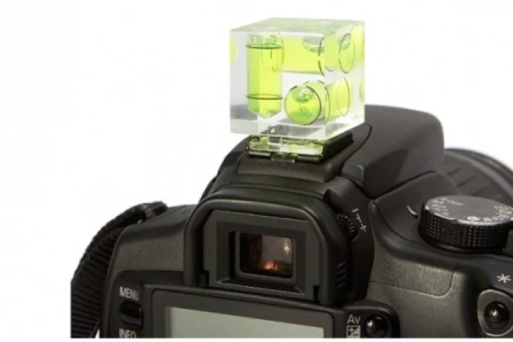 Camera cube level mounts on your camera's hot shoe