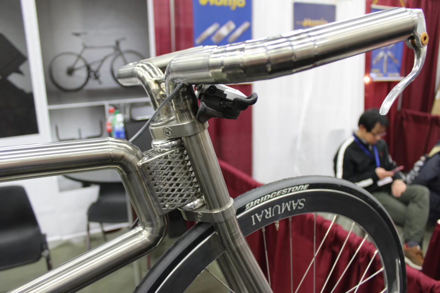 The resulting segmented look is said to be an homage to the aesthetic of traditional Samurai armor (Photo: Ben Coxworth/Gizmag.com)