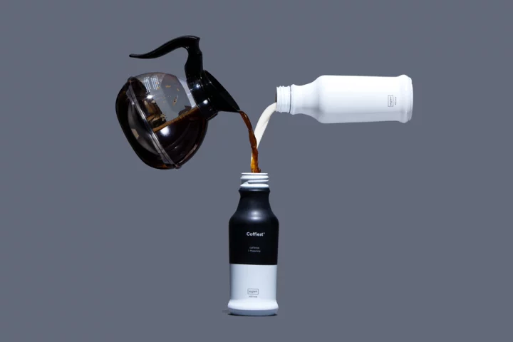 A bottle of Coffeist has the same amount of caffeine as a strong cup of coffee
