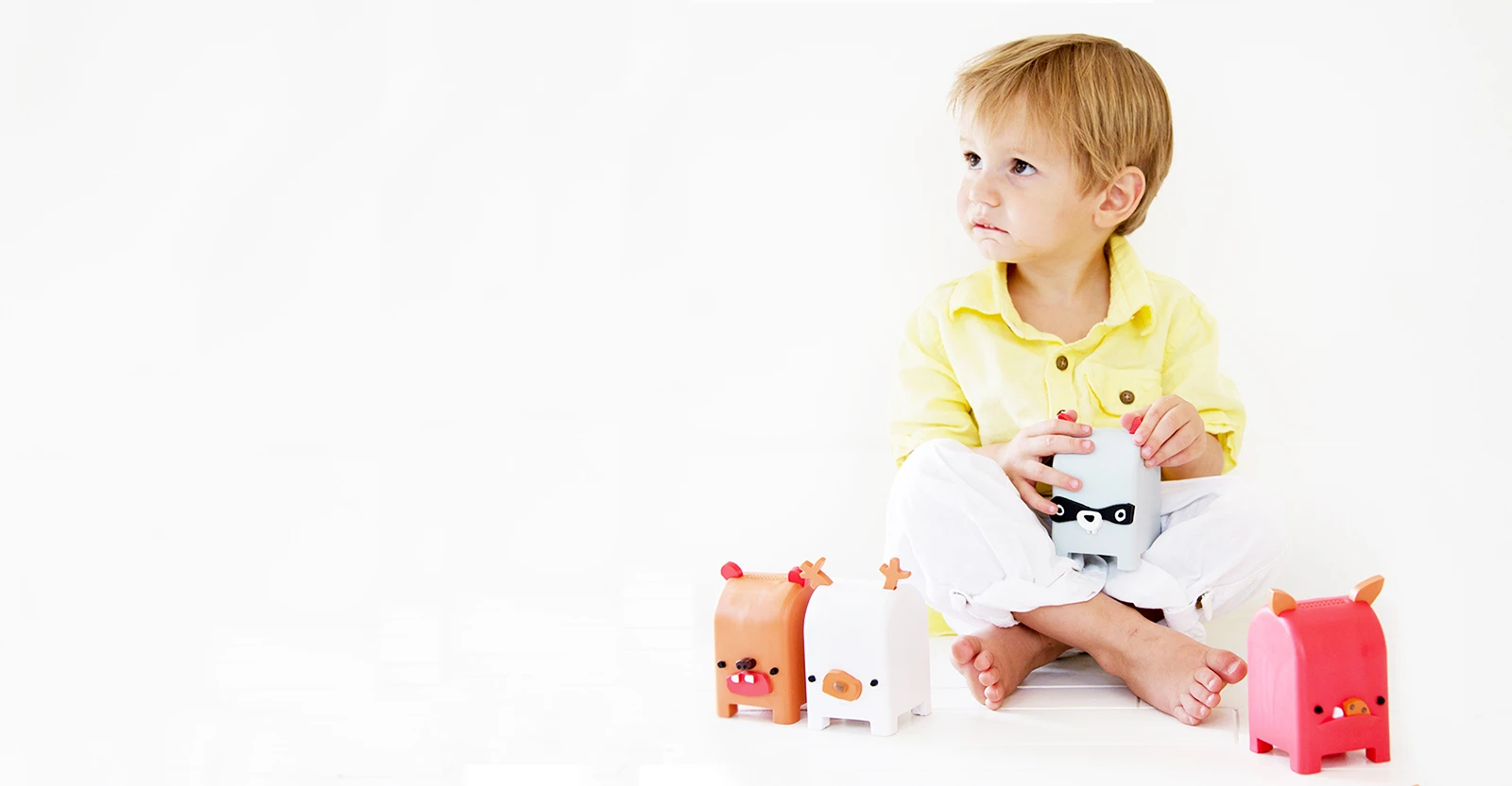 The toys lets kids who are too young to pick up the phone send messages (Photo: Toymail Co)