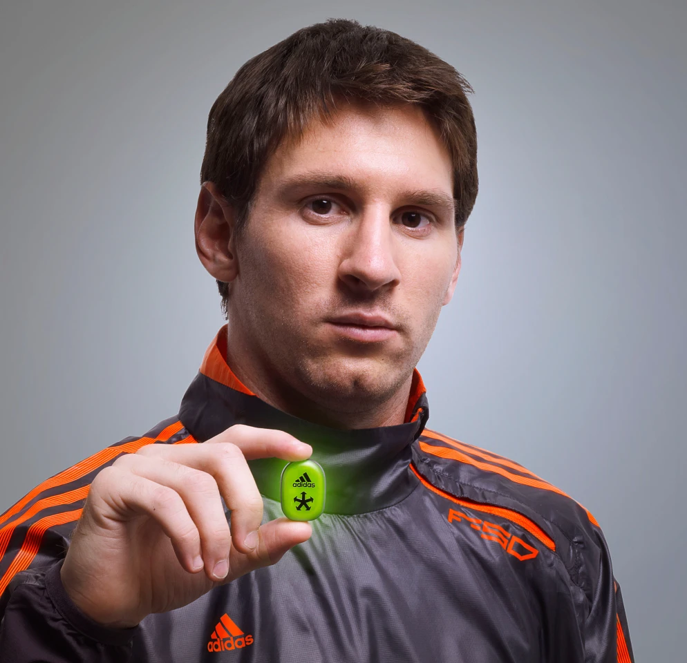 Leo Messi with the miCoach SPEED-CELL embedded in the sole of the adizero f50