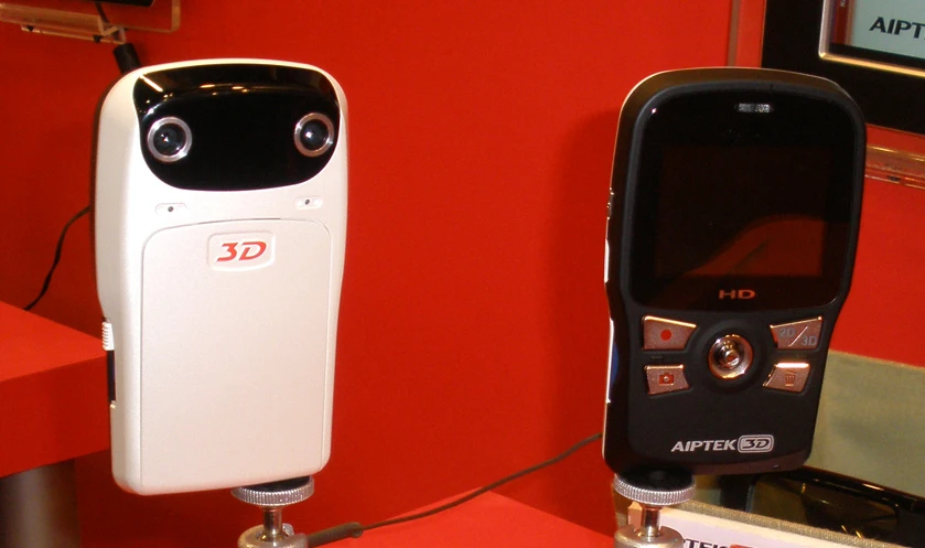 The Aiptek i2 3D camcorder