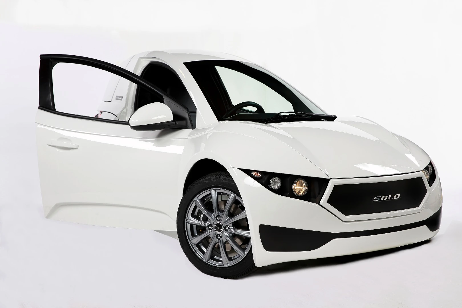 Electra Meccanica reveals the Solo
