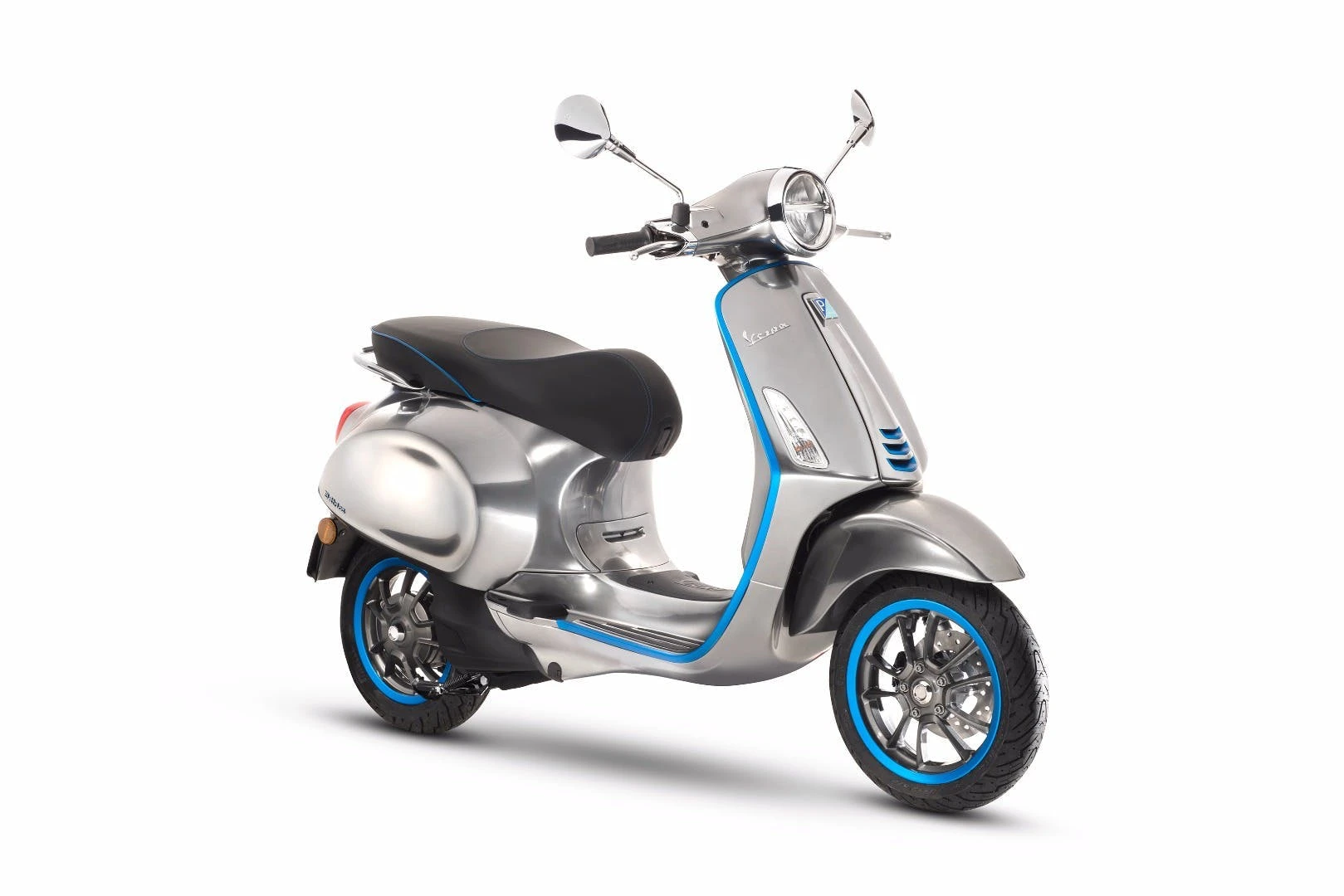 The Vespa Elettrica is available for online order from Europe at a price of €6,390 (approx. US$7,350)