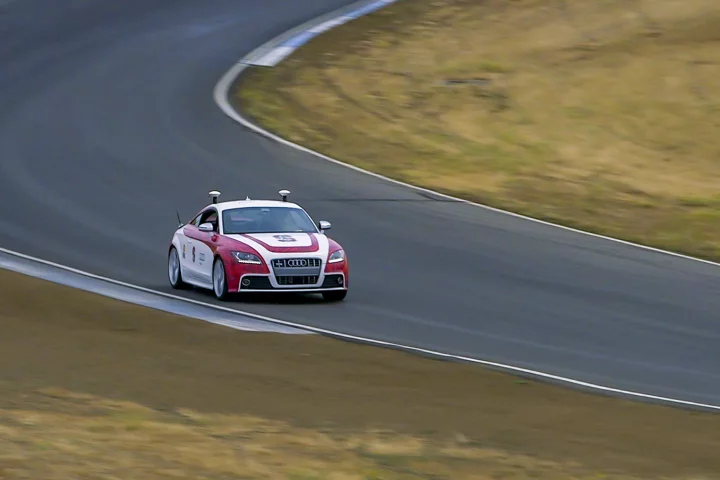 Shelley, Stanford’s autonomous Audi TTS, in action at Thunderhill Raceway