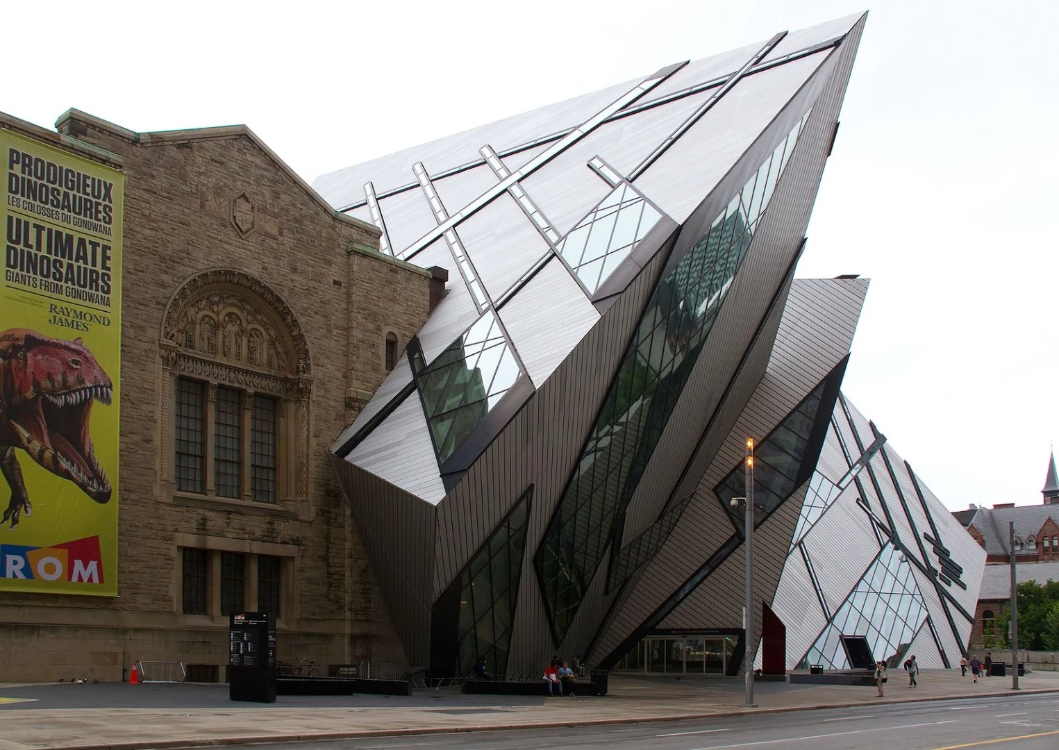 A fascinating example of a figuratively explosive parasite from Studio Libeskind expanding out of the existing building. (Credit: Tony Hisgett CC BY 2.0)
