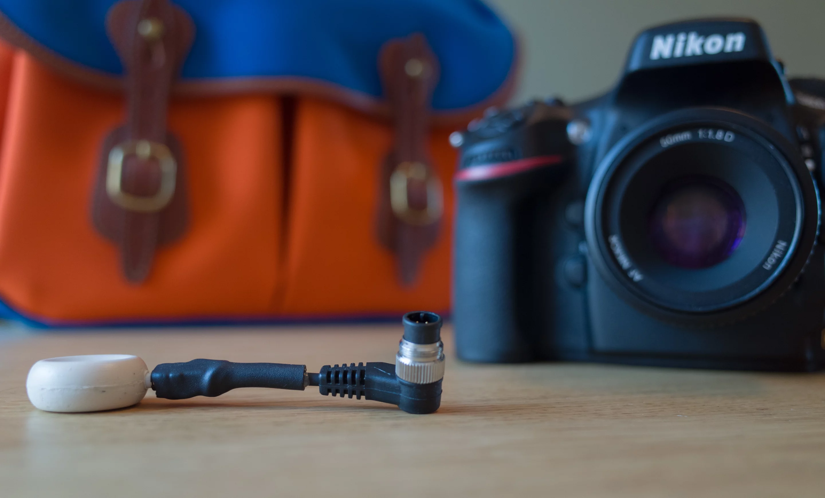 The Pico pictured with one of the camera connection cables (Photo: Simon Crisp/Gizmag.com)
