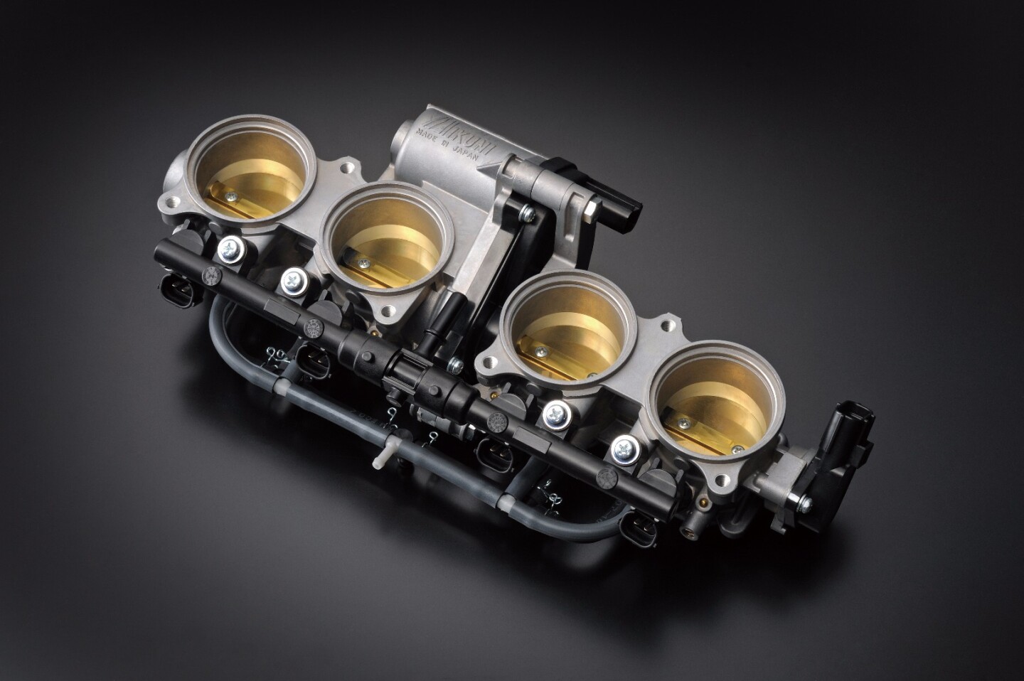 New GSXR1000 aims at superbike dominance with variablevalve timing