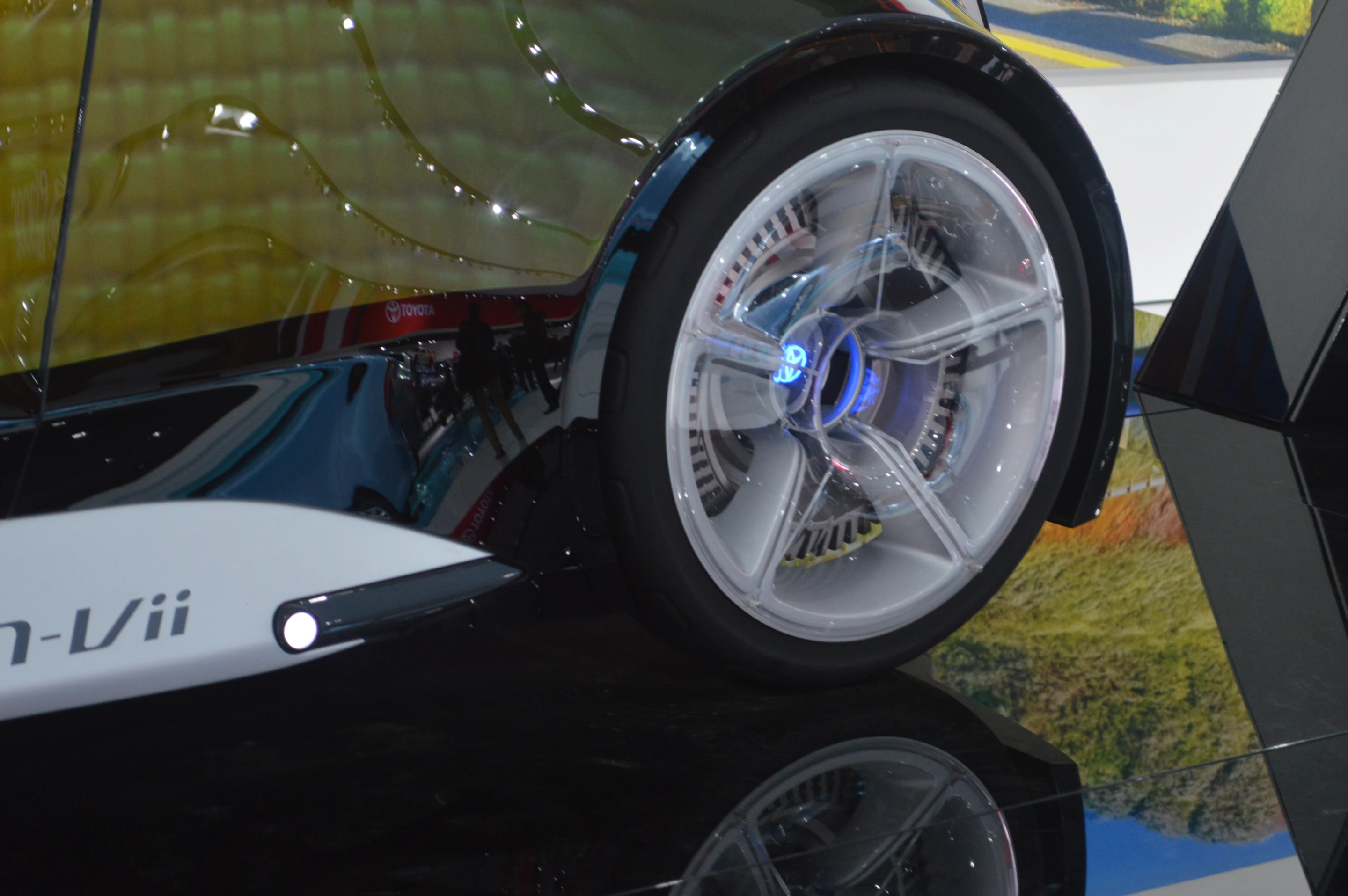 The Fun-Vii was one of the concepts that Toyota proposed to make it "Fun to Drive, Again."