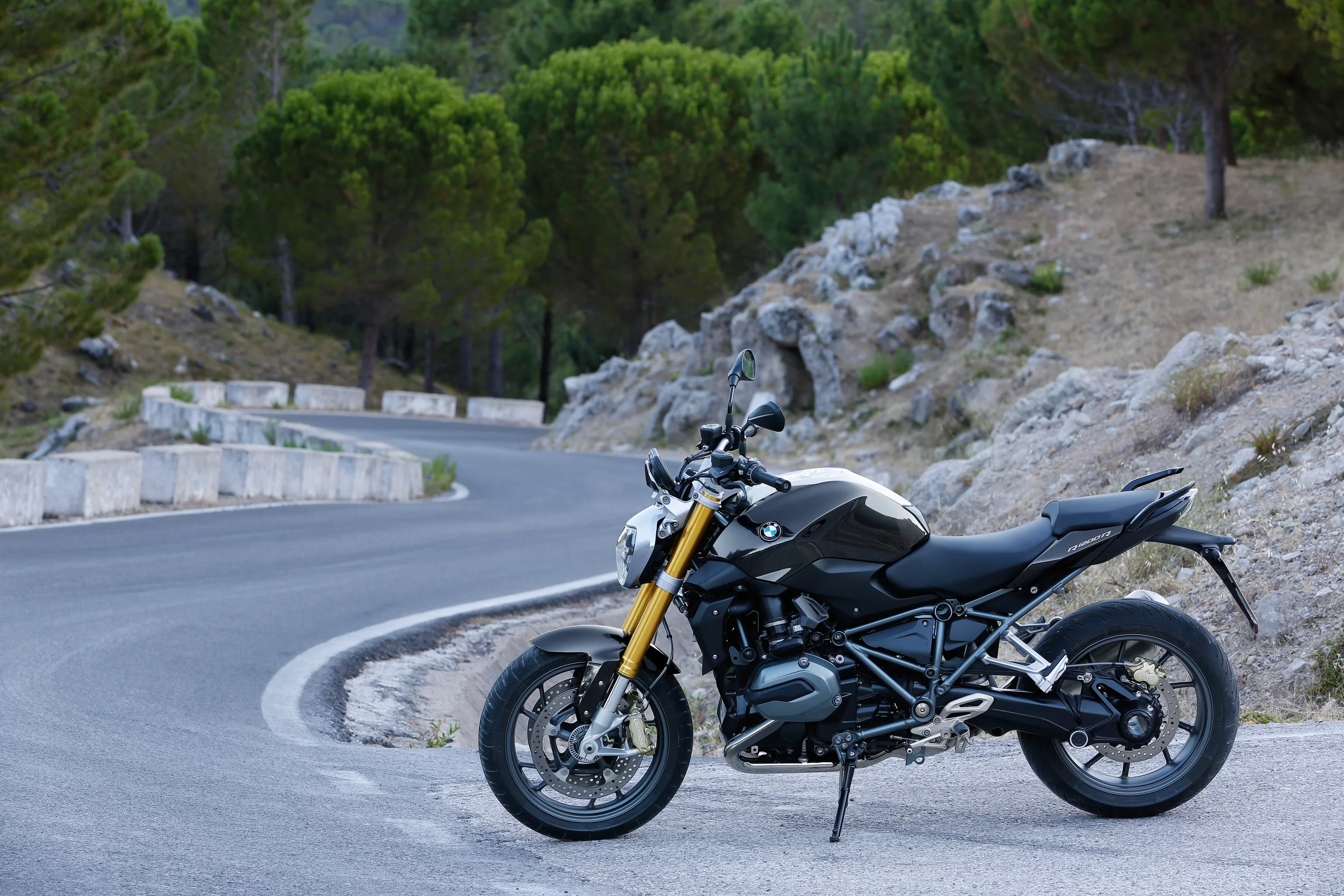 2015 BMW R1200R