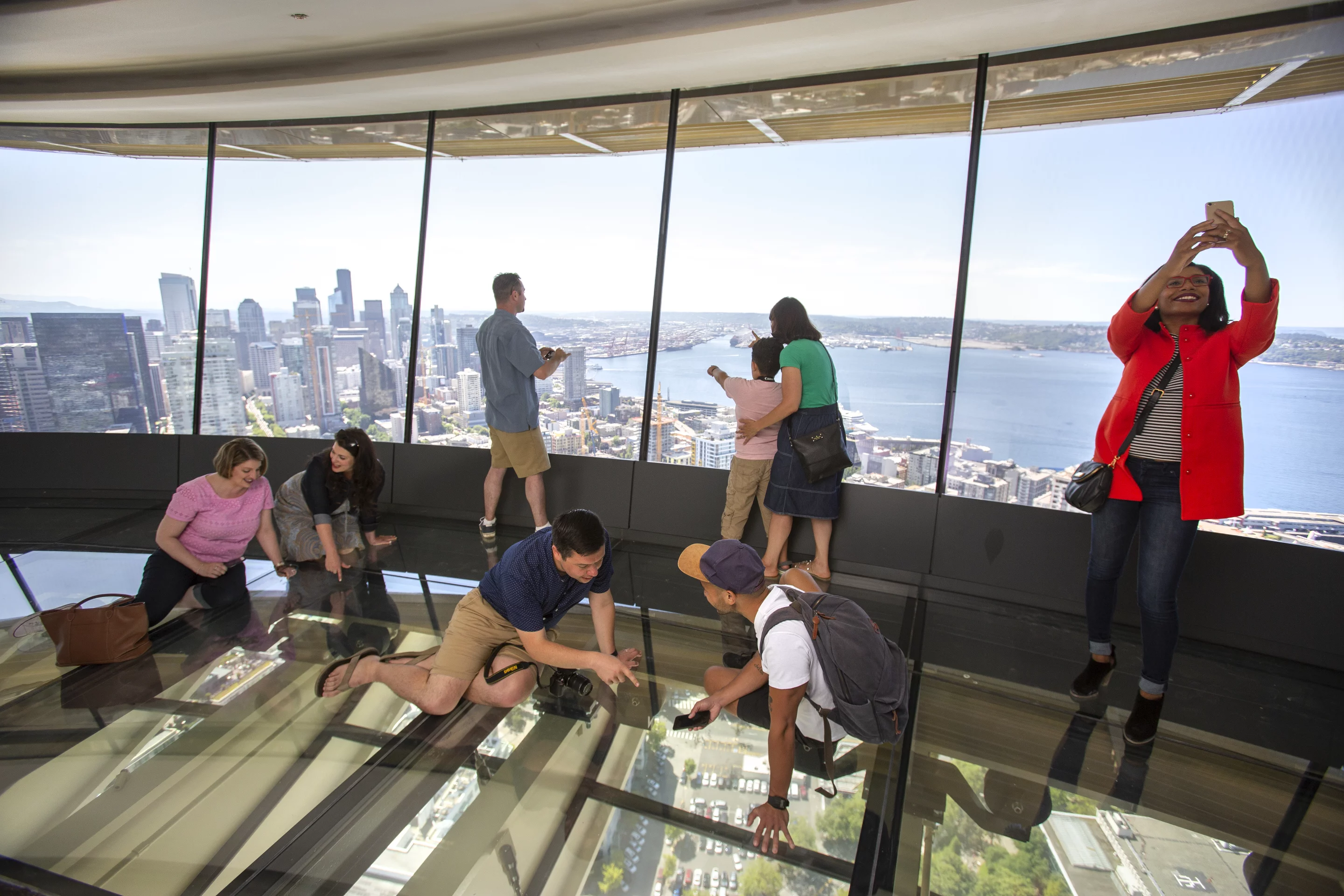 176 tons of new glass were used in a renovation of Seattle's Space Needle tower