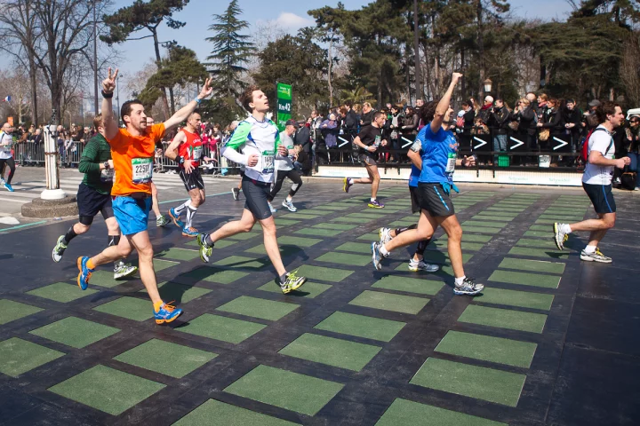 Every step counts at the Paris Marathon