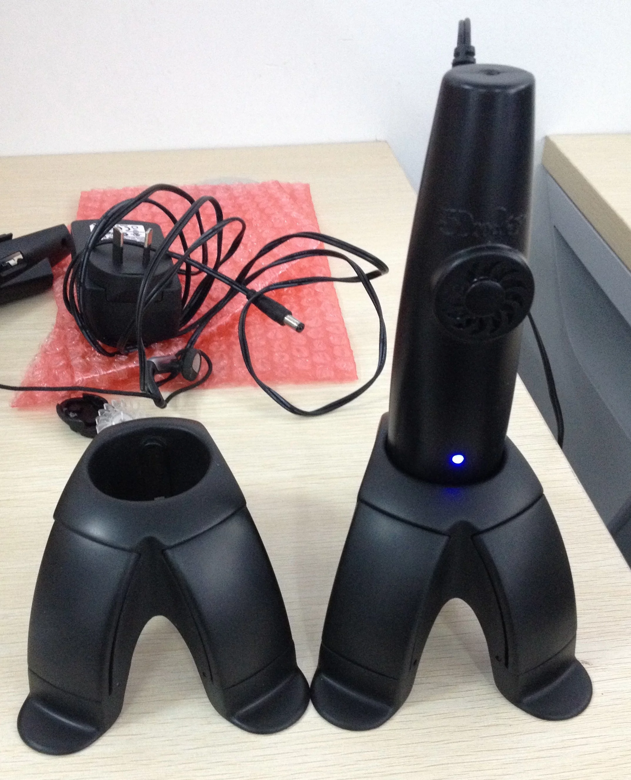 WobbleWorks was also revealing its first line of accessories for the 3Doodler that are planned for later this year, including a pen holder that doubles for storing it and guiding it more steadily on a flat surface