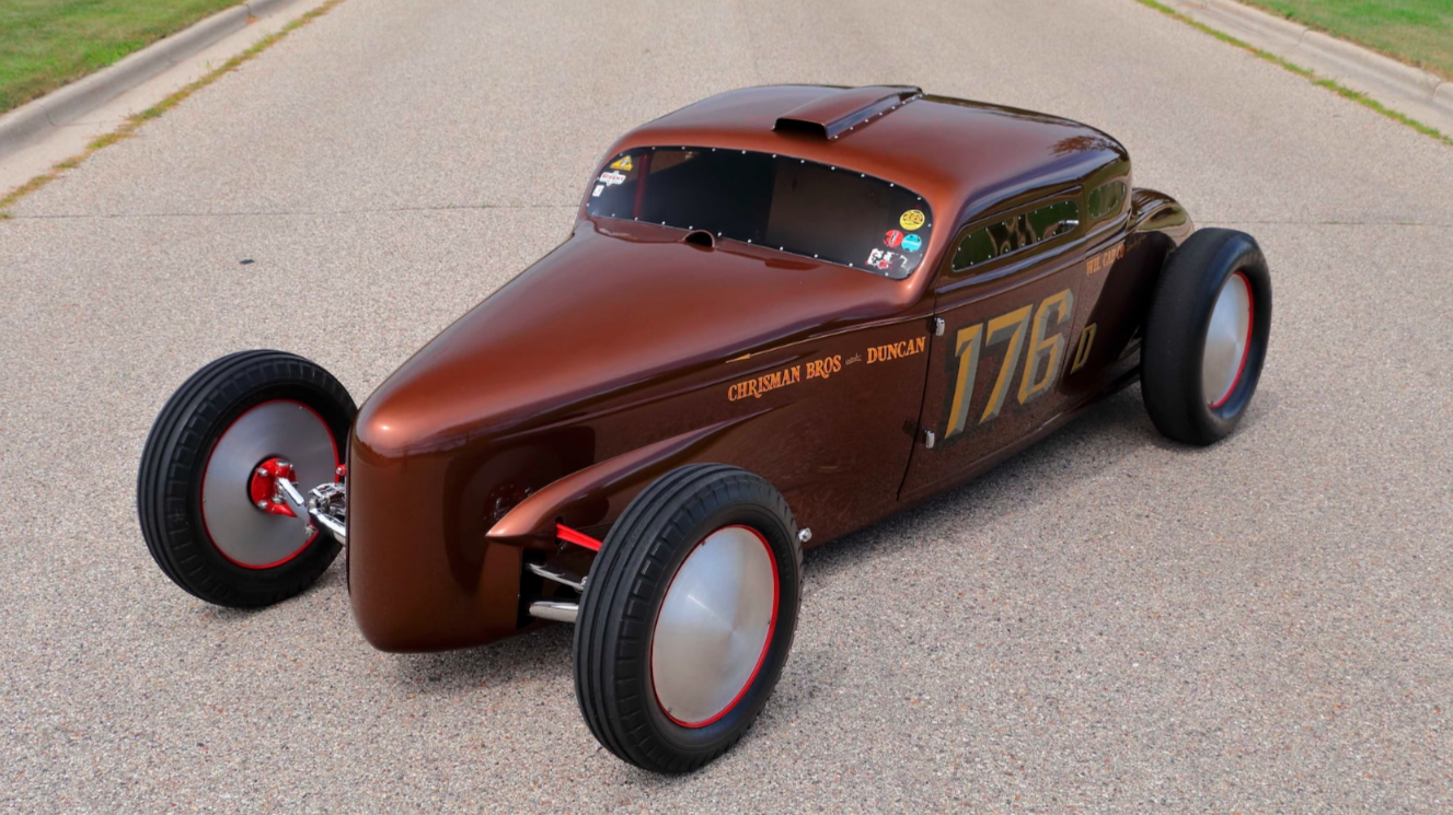 2018 Monterey Car Week Auction Report | 1954 Chrisman Bonneville Coupe | Estimate: from $500,000 to $700,000 | Failed to reach reserve price. High bid: $410,000 |Auction: Mecum | Lot S83 | Official Description