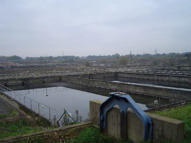 A novel process uses rocket thrusters to clean up waste water and power treatment plants (Photo: Julian Dowse)
