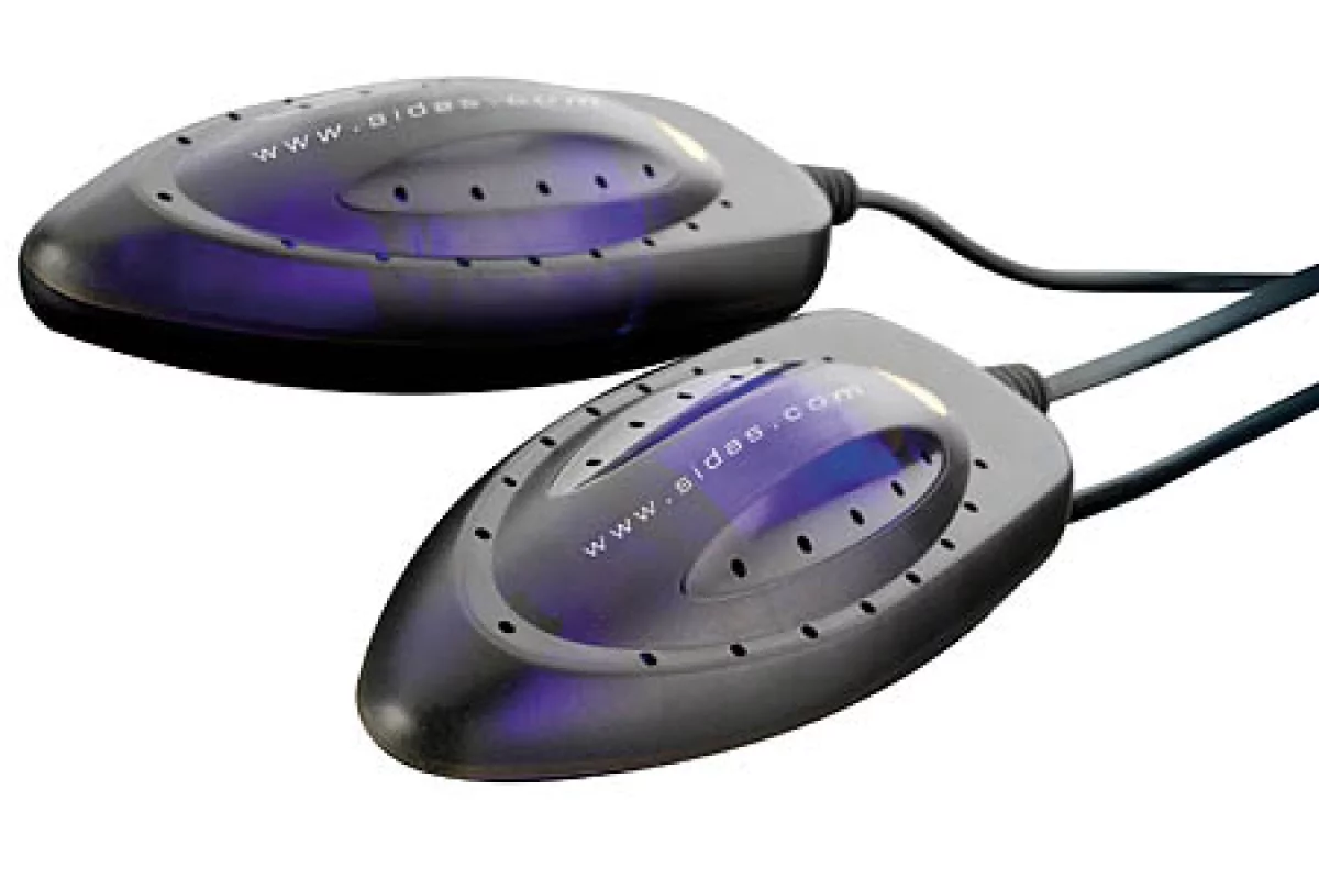 Dry and deodorize with UV