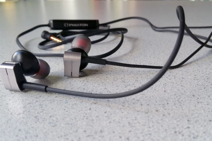 The Phiaton PS 202 NC combines what we love from cabled earphones with the power of active noise cancellation