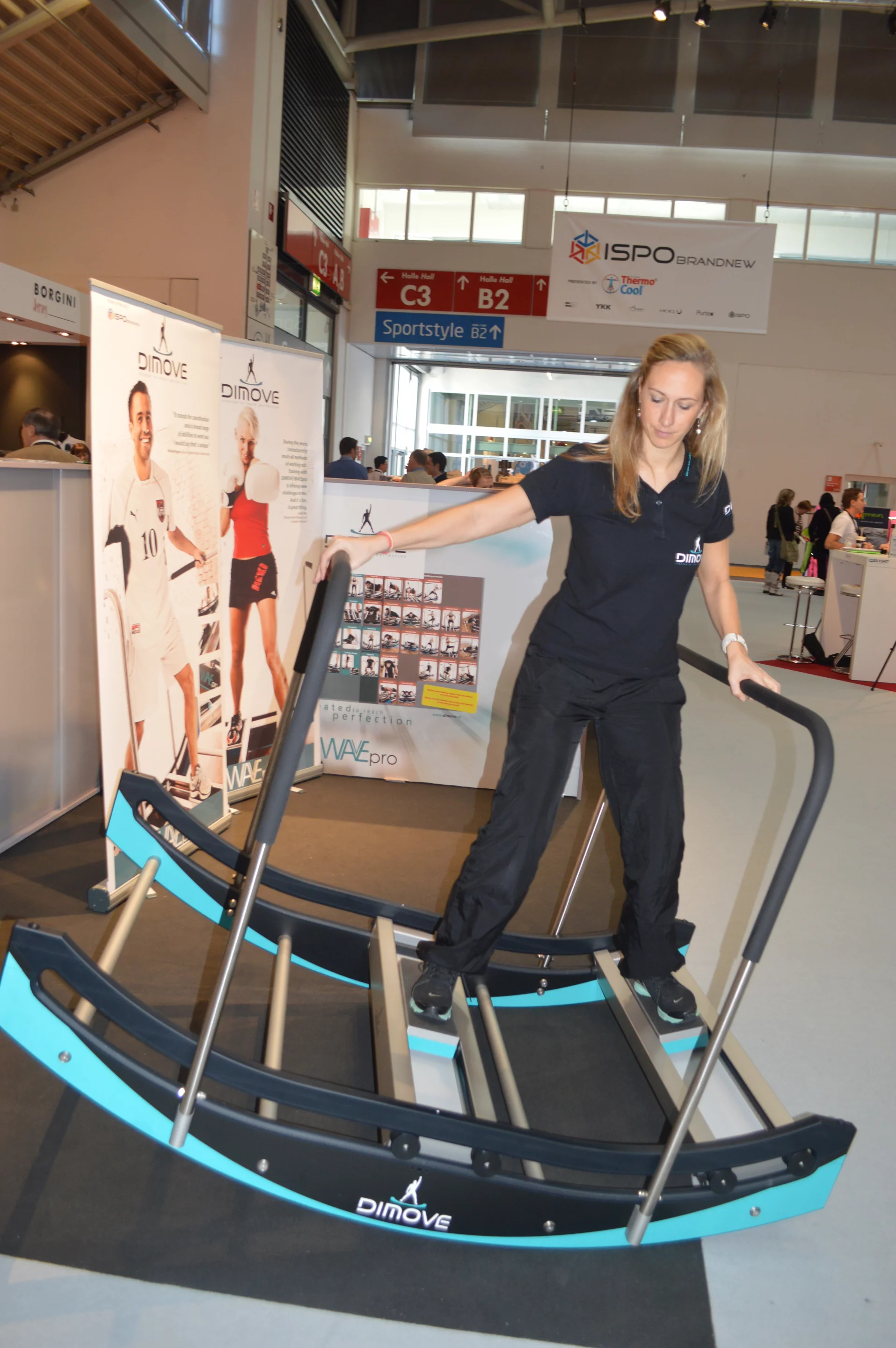 A DIMOVE rep shows us how it's done