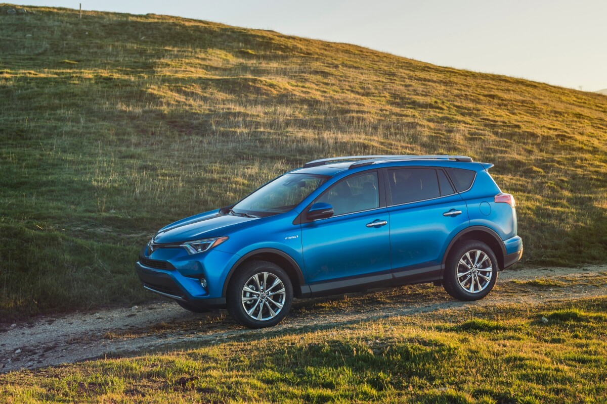 Toyota Announces 16 Rav4 Hybrid Model