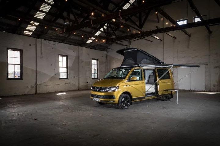 A powered awning comes standard on the Trakkadu 450 S