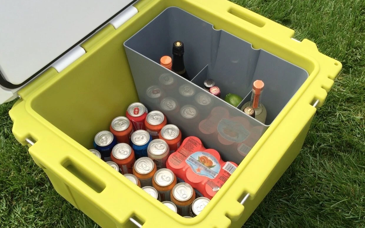 The Rollr has rotomolded construction, foam insulation and an airtight gasket