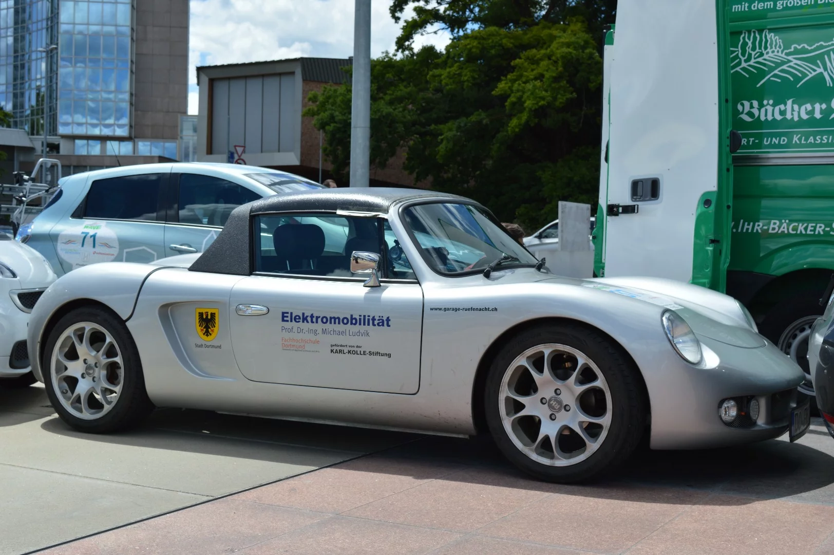 The e-Speedster of Team FH Dortmund is based on an old Porsche