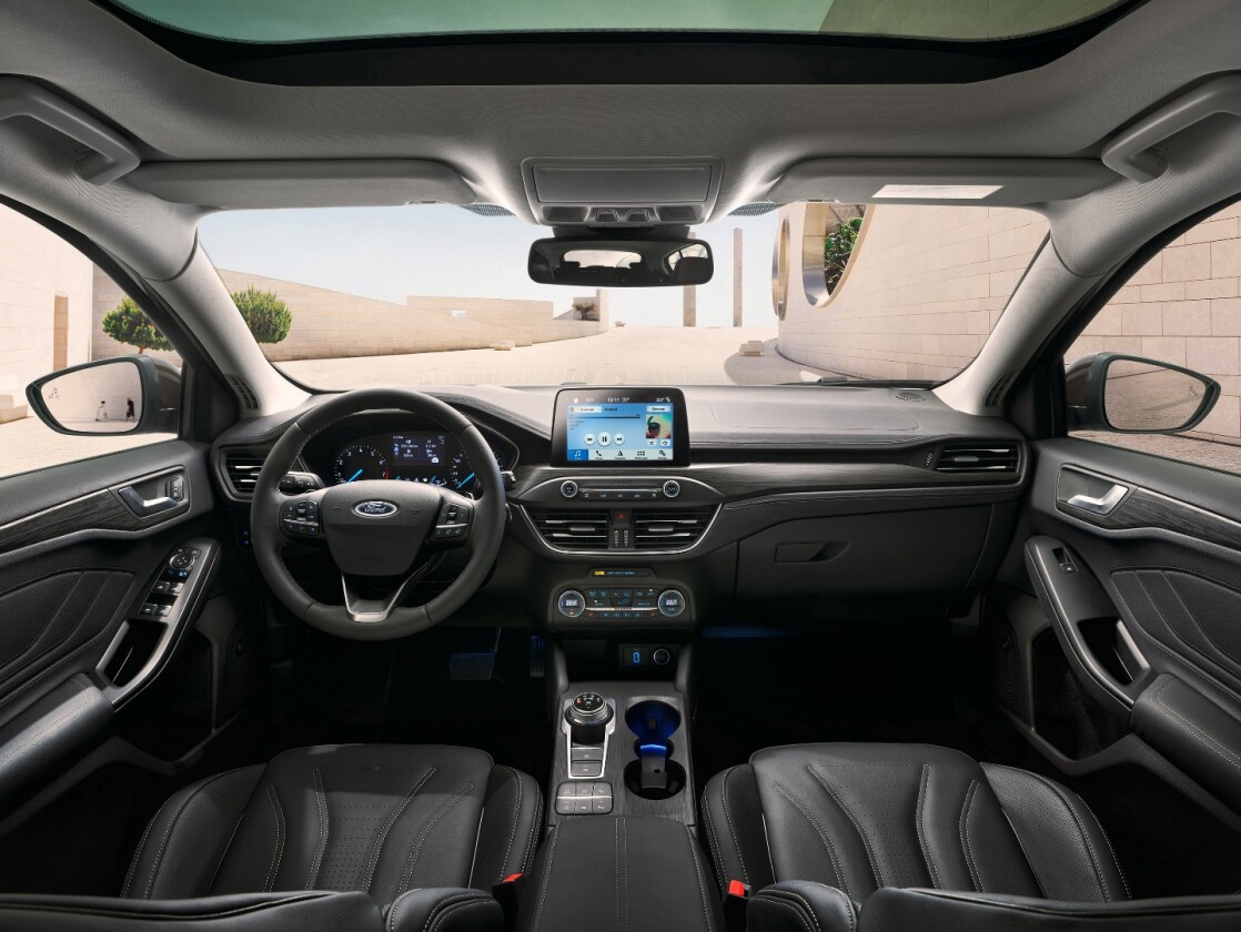 Ford Focus Vignale: leather interior