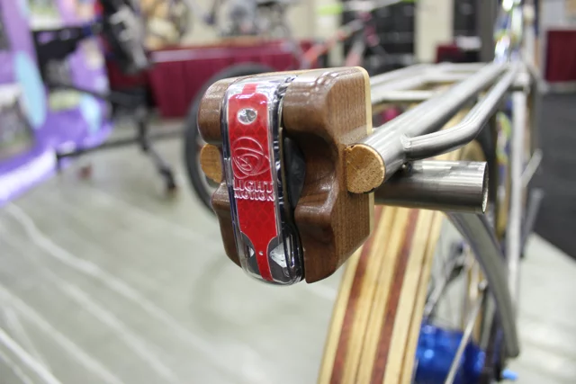 ... and a wooden tail light (Photo: Ben Coxworth/Gizmag.com)