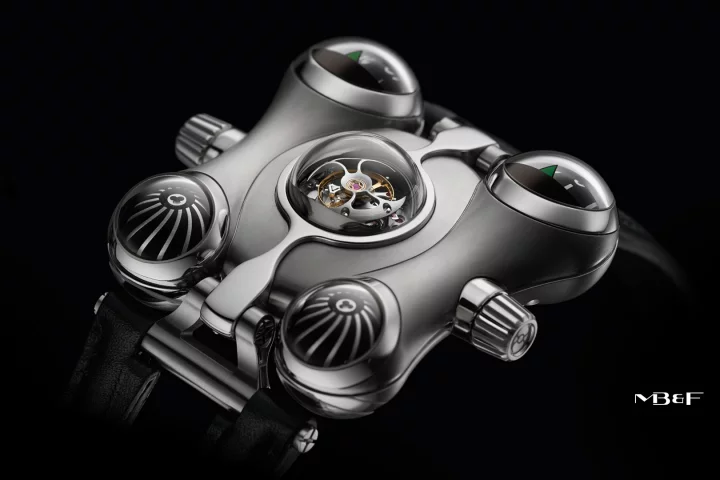 HM6 is based on Captain Future's spaceship