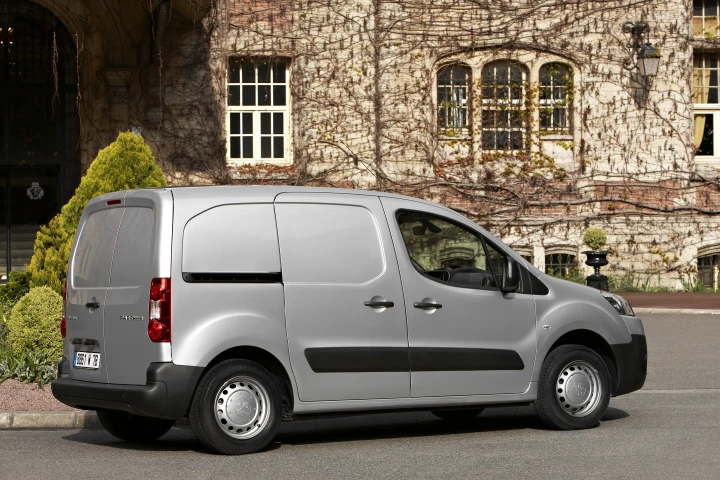 The existing petrol-engined Peugeot Partner.