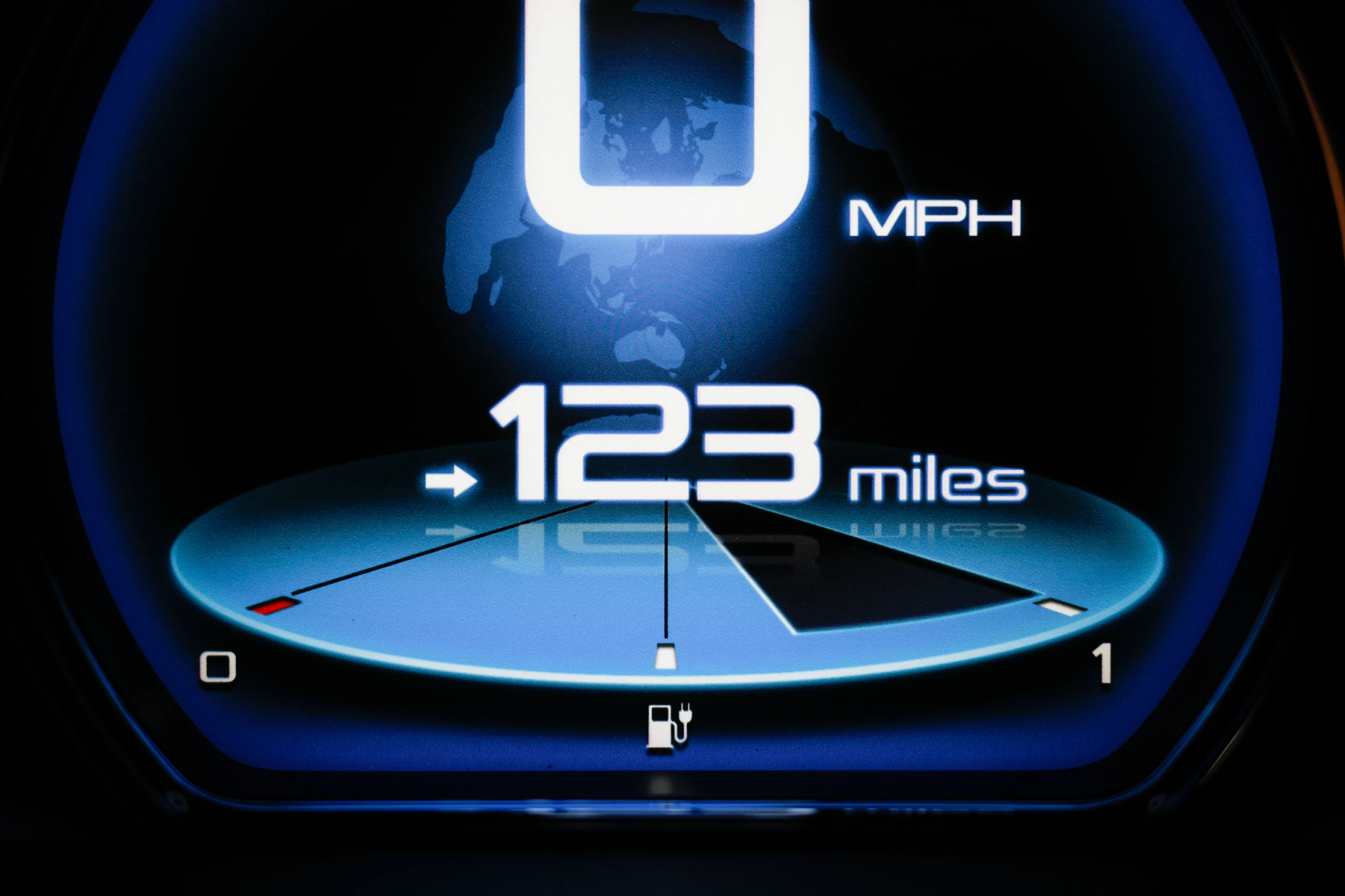 The e-NV200's charging meter, indicating a range similar to that of the Nissan Leaf
