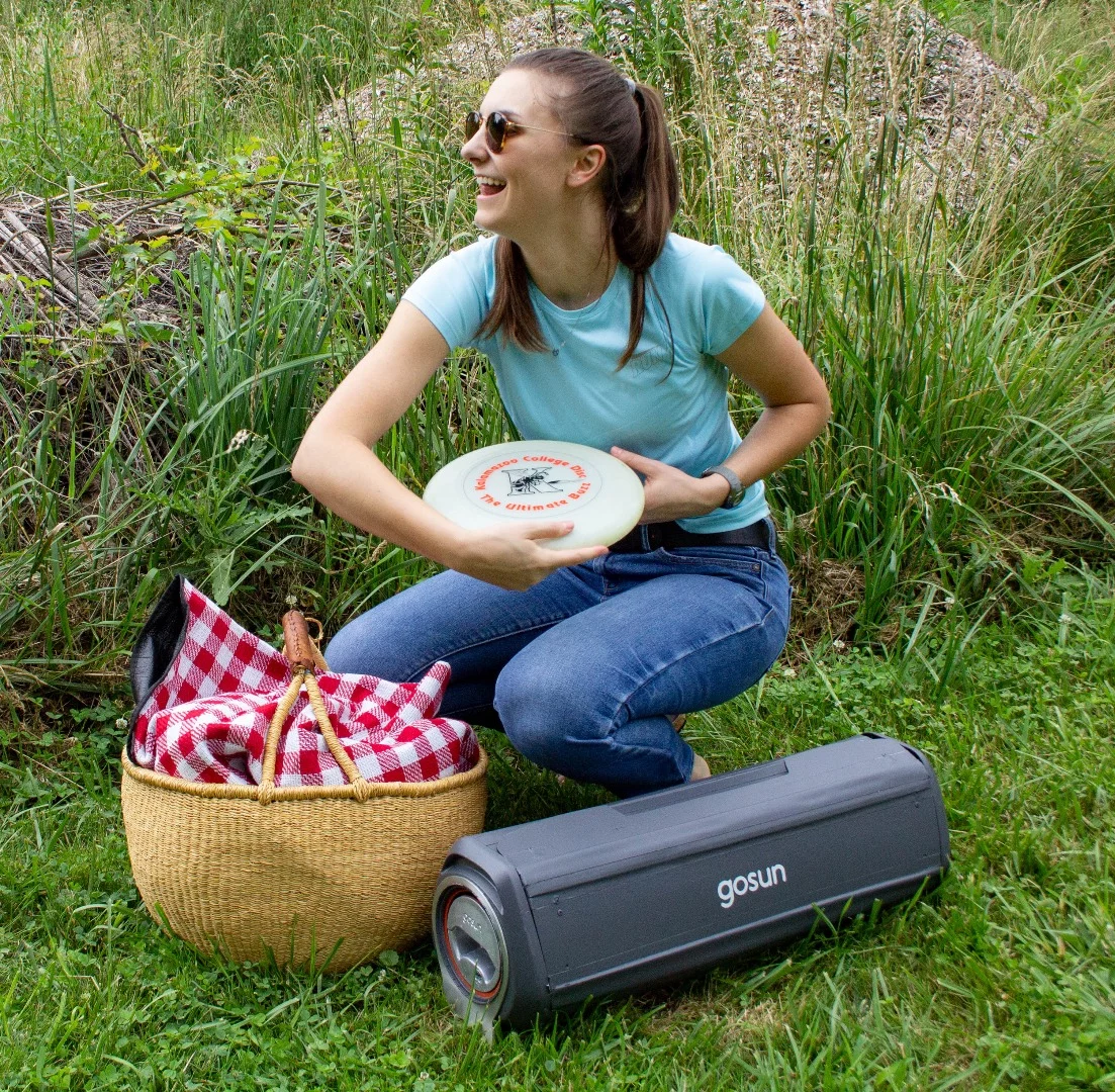 The GoSun Fusion measures 22.9 x 8.4 x 8.4 in (58.2 x 21.3 x 21.3 cm) when closed, and weighs 10 lb (4.5 kg)