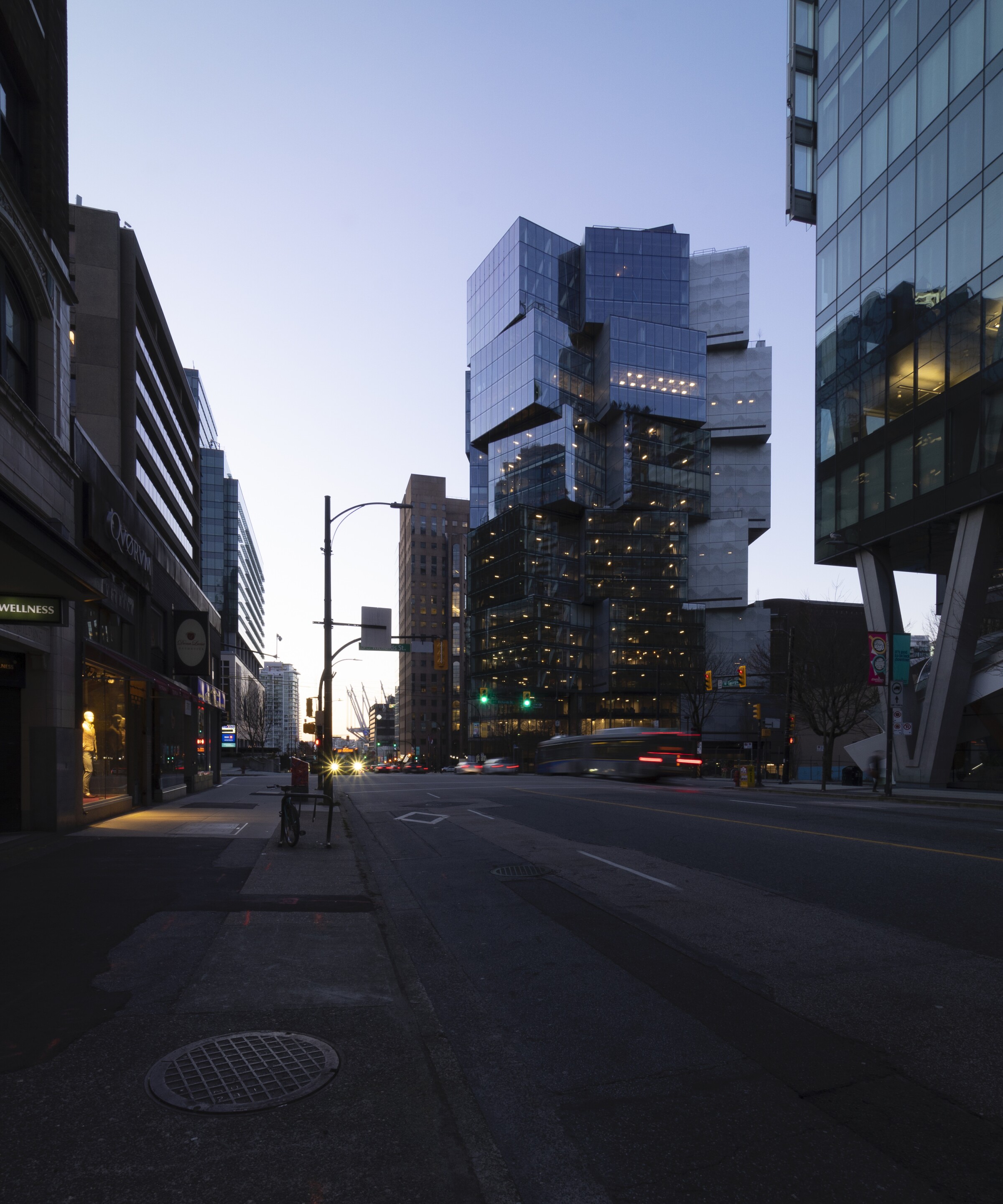 Visual Reference: Stacked Glass Cubes Form Eye Catching Vancouver Skyscraper
